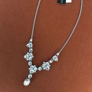 NWT Givenchy Swavorski Necklace ❤️